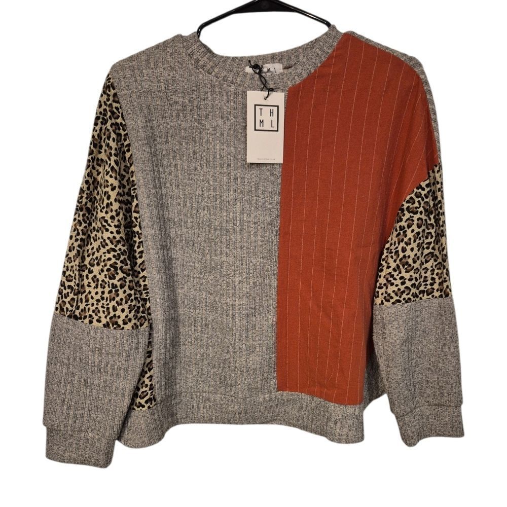 NEW THML colorblock sweater in Grey Orange Leopard Small